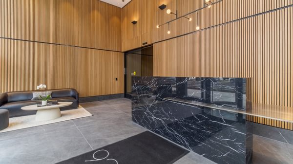 920 N Wells Amenities 6 of 10