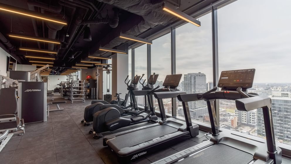 920 N Wells Amenities 8 of 10