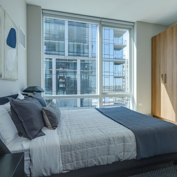 920 N Wells Bedroom 2