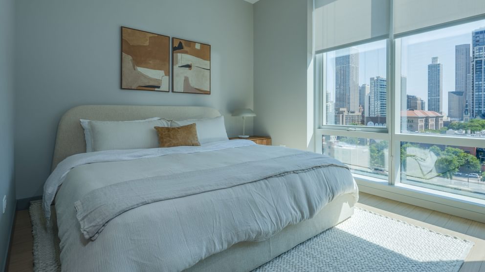 920 N Wells Bedroom