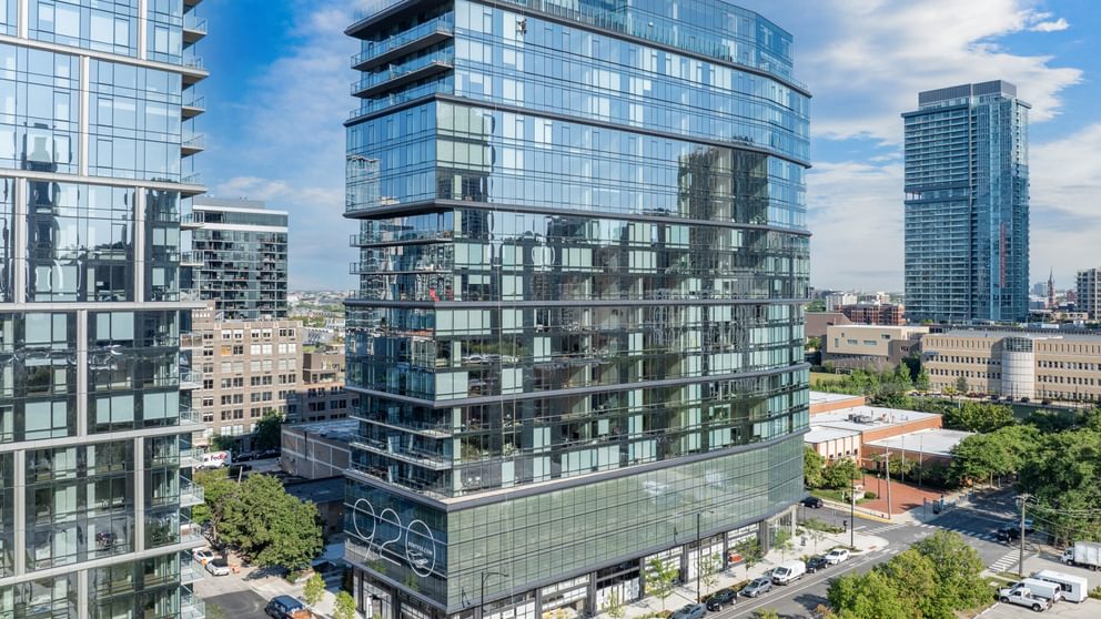 920 N Wells Building