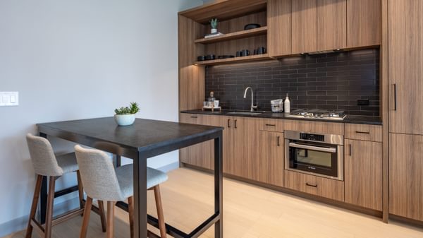 920 N Wells Kitchen 2