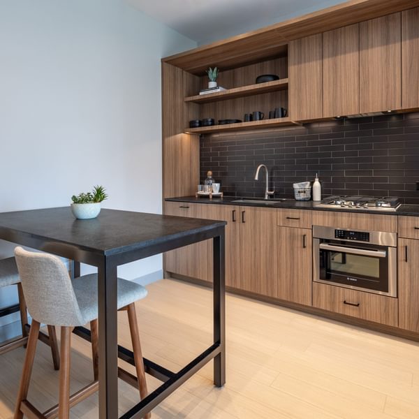 920 N Wells Kitchen 2