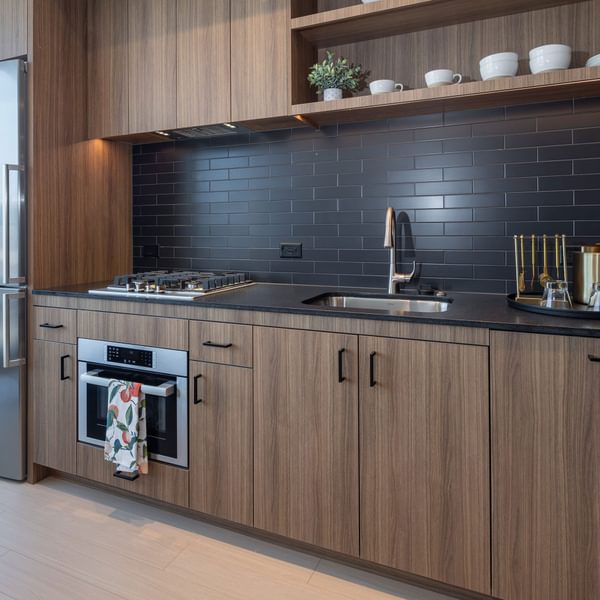 920 N Wells Kitchen 3